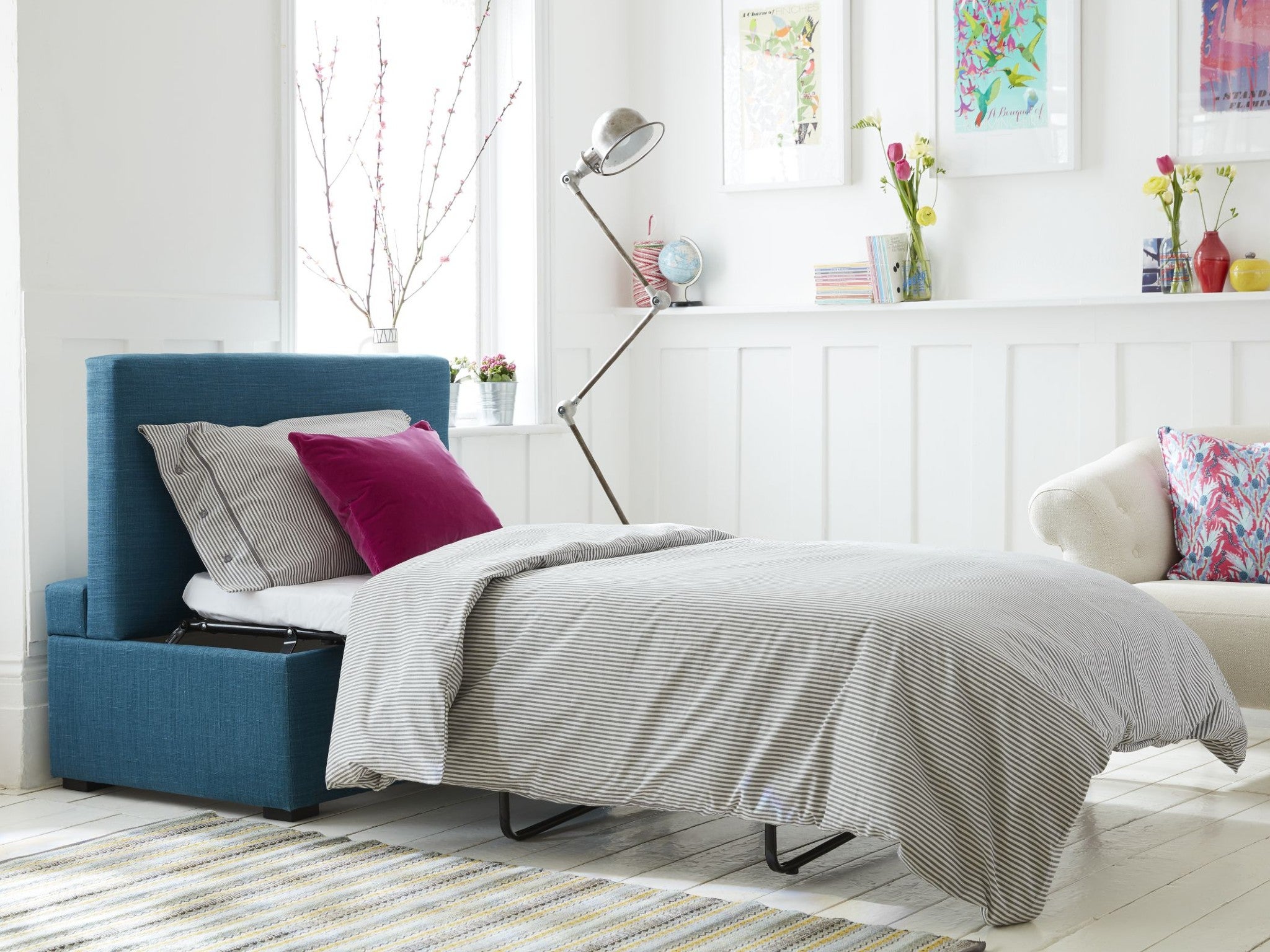 guest bed for small spaces